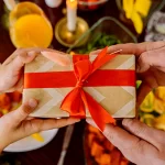 Regalo con moño Naranja